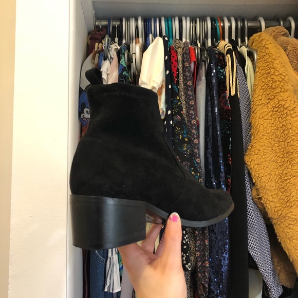 Faux suede black booties - Picture 8 of 10